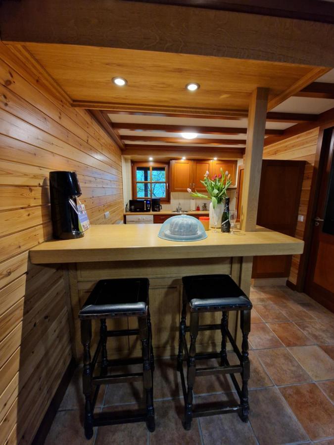 Daffodils Villa Enscherange Екстериор снимка